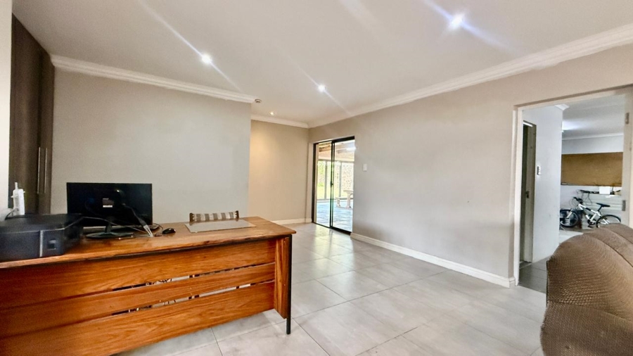 2 Bedroom Property for Sale in Parsonsvlei Eastern Cape